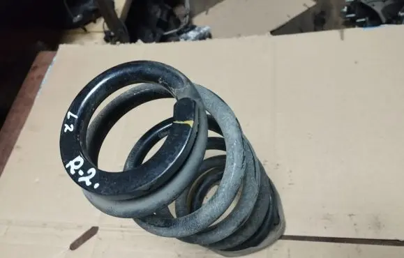 Acura RDX I Rear coil spring