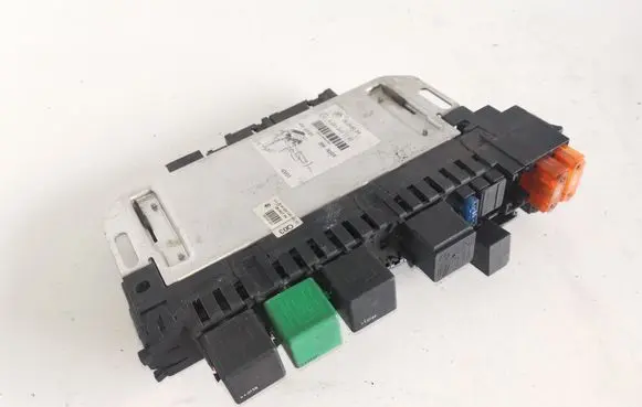 Mercedes-Benz S W220 Fuse module A0315451732