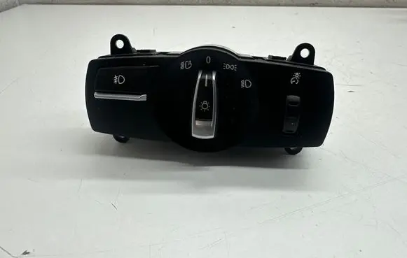BMW 5 F10 F11 Light switch 3392030103