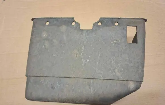 Mercedes-Benz W123 Glove box