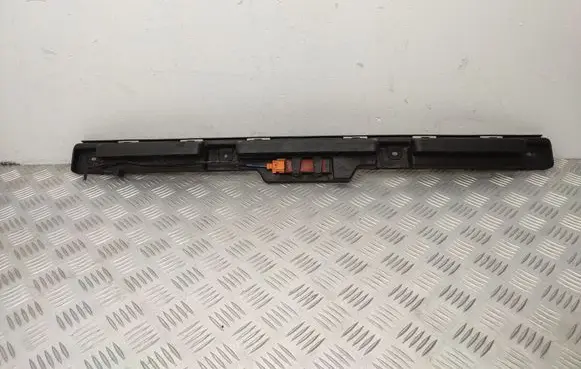 Volkswagen PASSAT B7 USA Rear bumper mounting bracket 561807863A