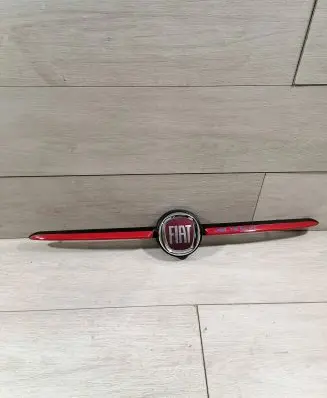 Fiat 500L Front bumper upper radiator grill 735637413