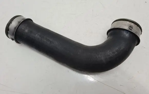 Volkswagen Golf V Intercooler hose/pipe 1K0145834B