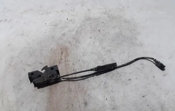 Volkswagen Caddy Engine bonnet (hood) release handle 2K6823509