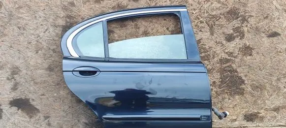 Jaguar X-Type Rear door