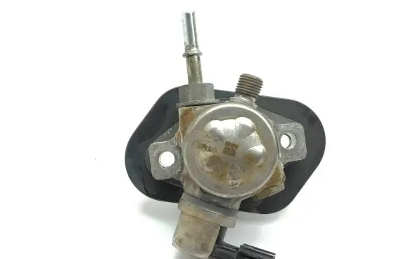 Lexus IS III XE30 Fuel injection high pressure pump 2322136020
