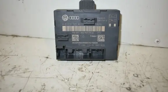 Audi A6 S6 C6 4F Door control unit/module 4F0959795M