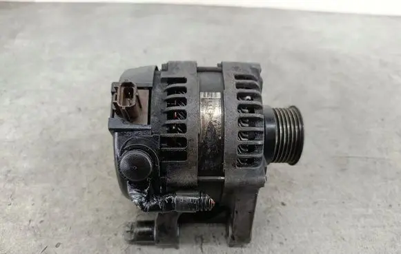Ford Focus C-MAX Generator/alternator 