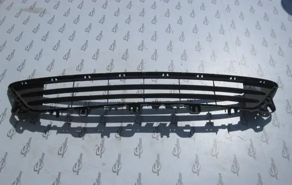 Front bumper lower grill
