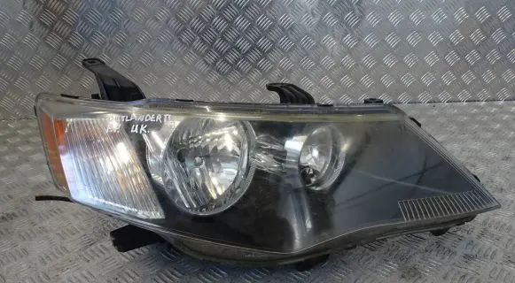 Mitsubishi Outlander Headlight/headlamp