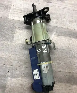 Volkswagen PASSAT B7 Tailgate hydraulic pump motor E5100180B