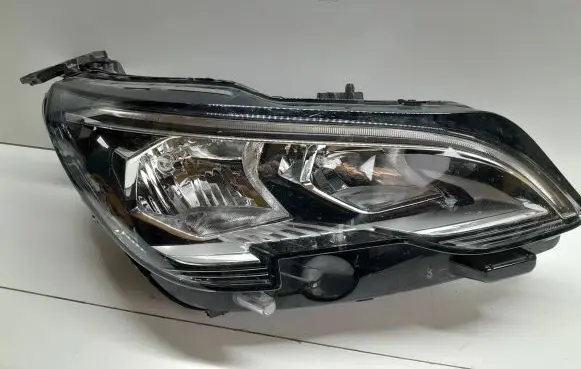Peugeot 3008 II Headlight/headlamp 90085115 04780800266 9810478080