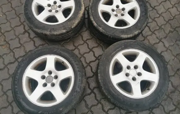 Audi A4 S4 B6 8E 8H R15 alloy rim F5270535