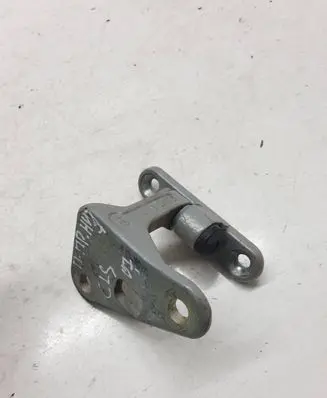 Mercedes-Benz CLS C219 Front door lower hinge 