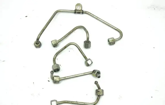 Opel Insignia B Fuel injector supply line/pipe 