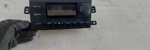 Mazda Premacy Climate control unit CB82D RM28