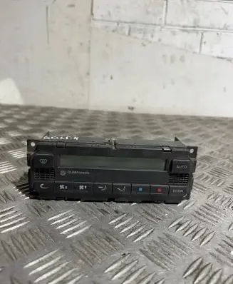 Volkswagen Golf IV Climate control unit