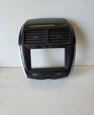 Mitsubishi ASX Dashboard center trim panel