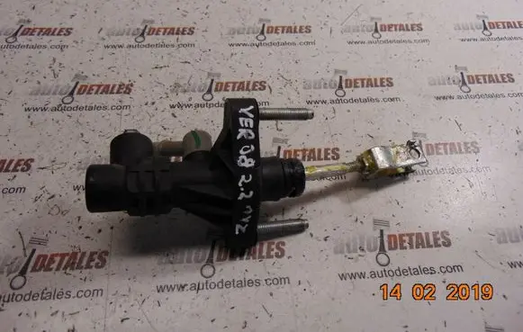 Toyota Corolla Verso AR10 Clutch master cylinder