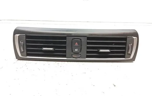 BMW 2 F22 F23 Dash center air vent grill 9317945 523981