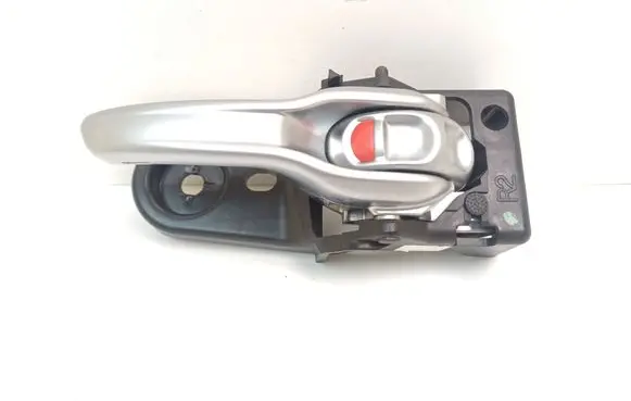 Jeep Cherokee Front door interior handle C37090