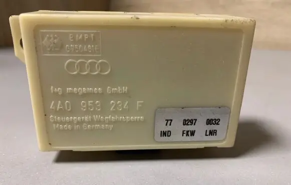 Audi A4 S4 B5 8D Immobilizer control unit/module 4A0953234F 7702970032