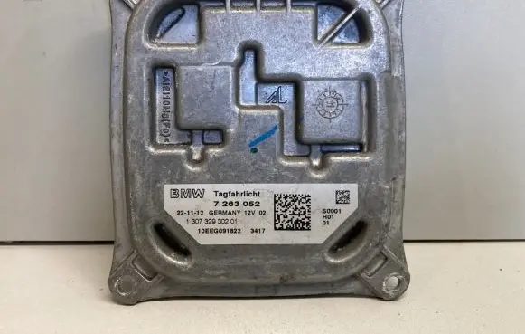 BMW X5 E70 Headlight ballast module Xenon 7263052 130732930201