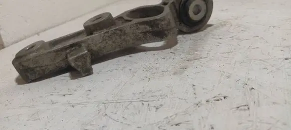 Volvo XC60 Engine mount bracket 31430442