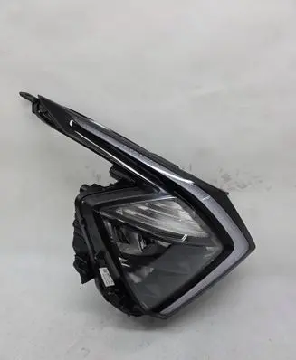 KIA Sportage Headlight/headlamp 92102R2000 SP92102R2000