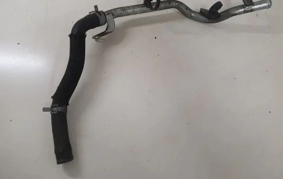 Subaru Outback Engine coolant pipe/hose