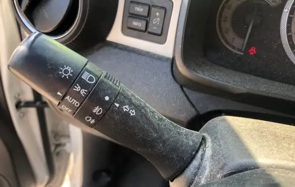 Suzuki Ignis Indicator stalk