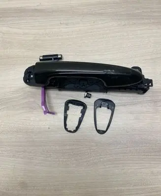Toyota RAV 4 (XA40) Rear door handle cover 