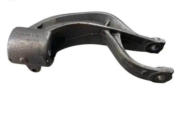 BMW X5 G05 Lower shock absorber bracket 6876684 31126876684
