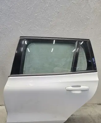 Volvo V60 Rear door 