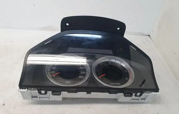 Volvo XC60 Speedometer (instrument cluster) 31327582AA 36000918 69399870U