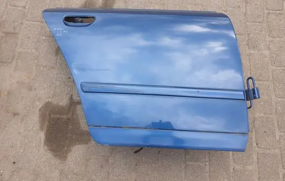 Rear door