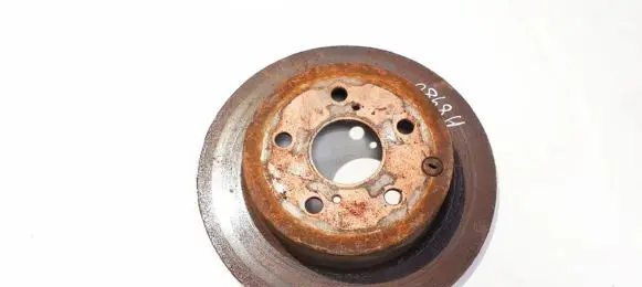 Toyota RAV 4 (XA30) Rear brake disc neventiliuojamas