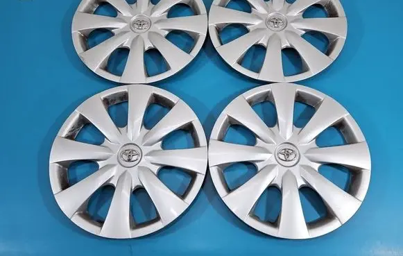 Toyota Auris 150 R16 wheel hub/cap/trim 4260202370 IMPRK1587500