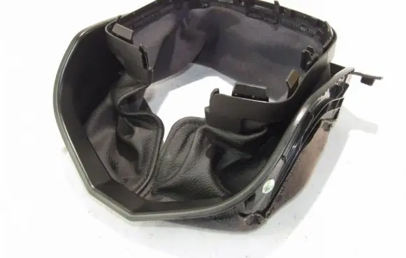 Mercedes-Benz E C207 W207 Steering wheel trim A2076820216