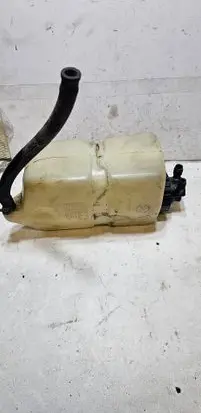 Mercedes-Benz S W140 Power steering fluid tank/reservoir 8430900 0009899103