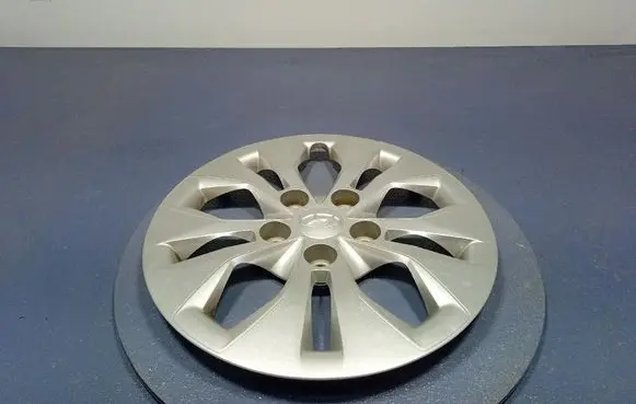 Hyundai i30 R17 wheel hub/cap/trim 52960-G4000