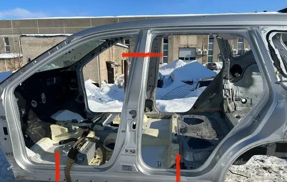 Nissan Rogue Pillar (middle) 