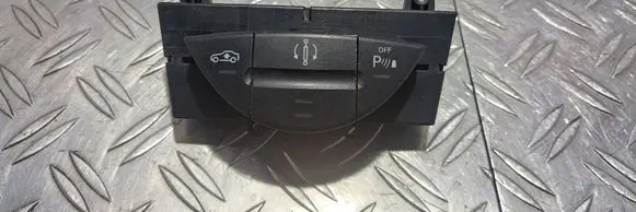 Mercedes-Benz E W211 Parking (PDC) sensor switch 2118217058 03751202