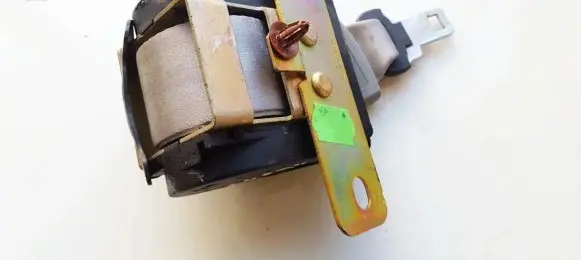 Renault Scenic I Middle seatbelt (rear) 