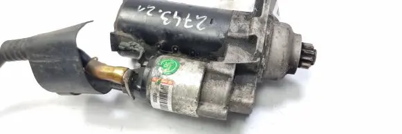 Volkswagen Touran I Starter motor 1005831311