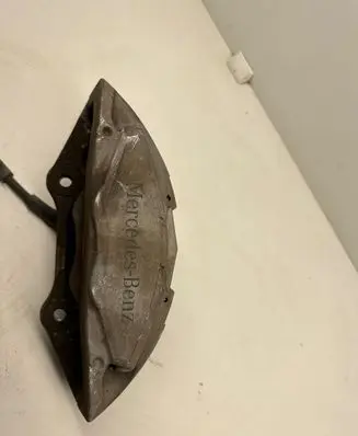 Mercedes-Benz C W205 Front brake caliper 11769L 16f22