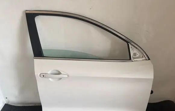 Nissan Qashqai Front door OAB
