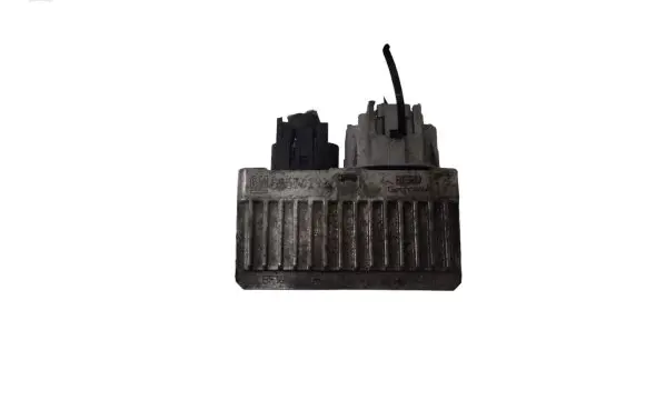 Opel Insignia A Glow plug pre-heat relay 55574293