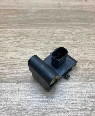BMW X3 E83 Airbag deployment crash/impact sensor 6911003 0285003900