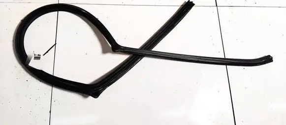 Mitsubishi Pajero Rubber seal rear door 